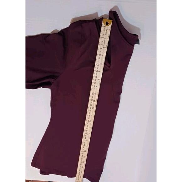 Bold Elements Cut to Curve Women's Medium Long Sleeve Cut-Out Burgundy Top NWT - Picture 8 of 8
